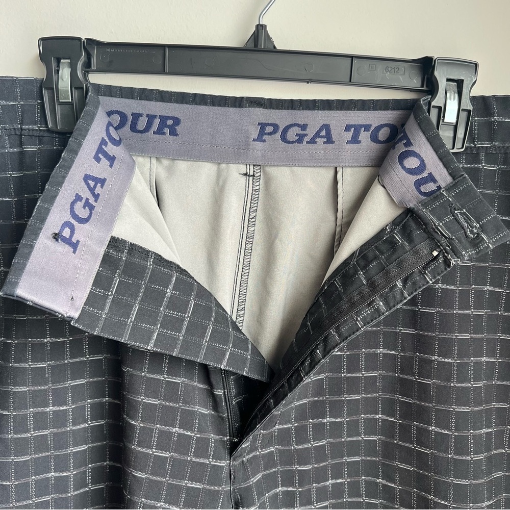 Men’s PGA Tour Black Flat Front Shorts Lightweight Casual - Picture 3 of 7